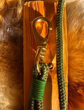 Load image into Gallery viewer, Carabiner Leash