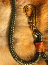 Load image into Gallery viewer, Carabiner Leash